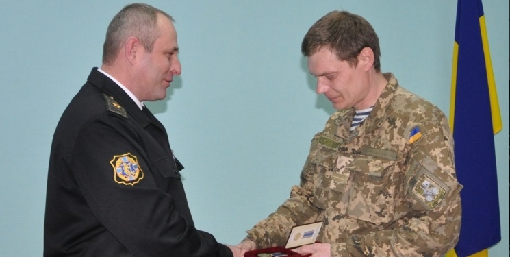 Еще один морпех, защищавший Широкино, получил государственную награду