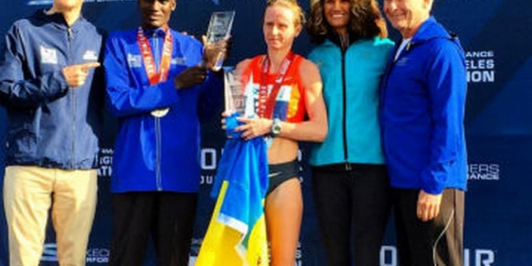 Украинка выиграла престижный марафон в Лос-Анджелесе