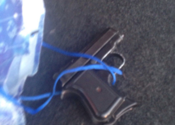 В Корабельном районе Николаева у бывшего зэка изъяли пистолет. Как он к нему попал, гражданин отмалчивается