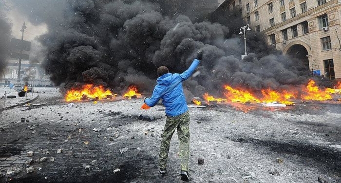 Французские журналисты возмущены антиукраинским фильмом о Майдане