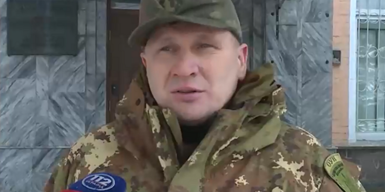 При нападении на “Альфа-Банк” случайно пострадал банк “Крещатик”. Нападавшие извинились