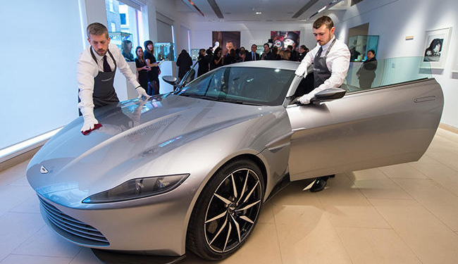 Автомобиль Джеймса Бонда продали за 3,5 миллиона долларов