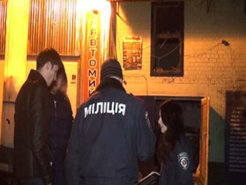 В Киеве из гранатомета обстреляли СТО