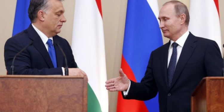 Автоматического продления санкций против России не будет – премьер Венгрии