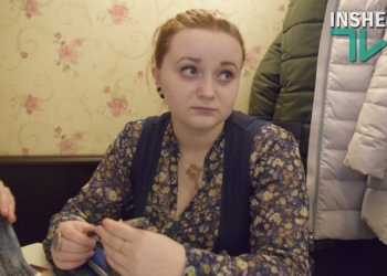 Ингалятор для Леры: 23-летняя жительница Николаева рисует открытки, чтобы собрать средства на ингалятор для 6-летней девочки