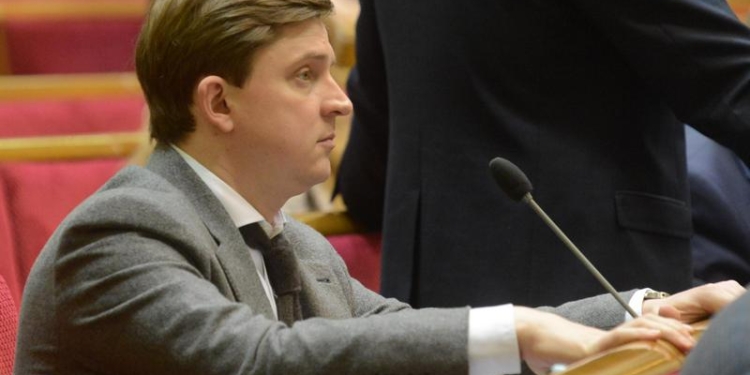 Разобрать сговор по молекулам. Новые подробности спасения Яценюка от Сергея Лещенко