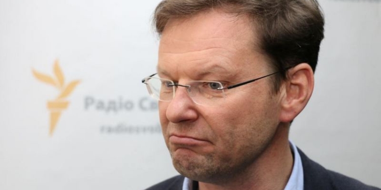 Саша Боровик: «После сегодняшнего нет смысла говорить об отставке правительства только из-за Яценюка»