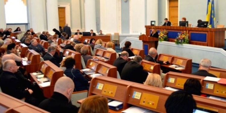 Черкасский облсовет призвал ввести выборность глав ОГА