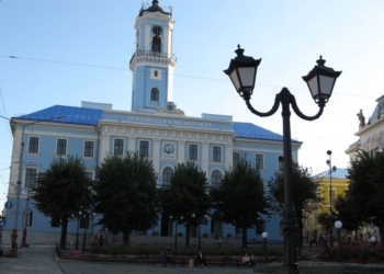 Черновцы официально разорвали побратимство с российскими Брянском и Подольском