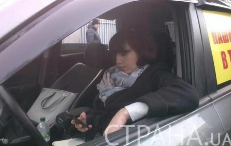 Нардеп Татьяна Черновол пыталась угнать автомобиль активистов, критикующих Пашинского 1