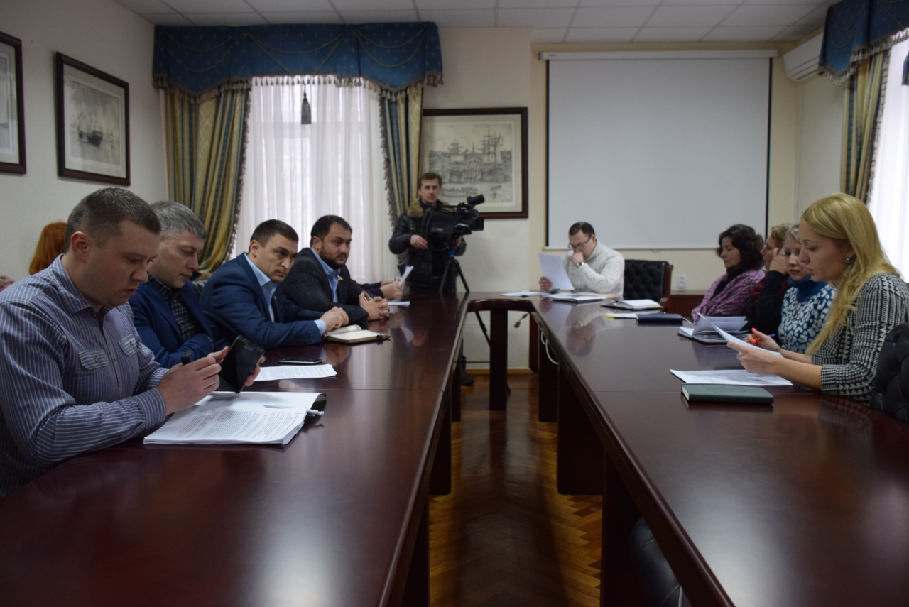 Николаевский областной центр экстренной медпомощи получил 96 единиц зимней резины в качестве благотворительной помощи