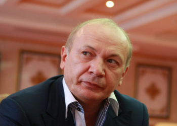 Суд обязал ГПУ закрыть уголовное производство в отношении Юрия Иванющенко