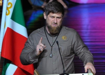 “Кто не понял, тот поймет”: Кадыров опубликовал видео с Касьяновым в прицеле снайперской винтовки