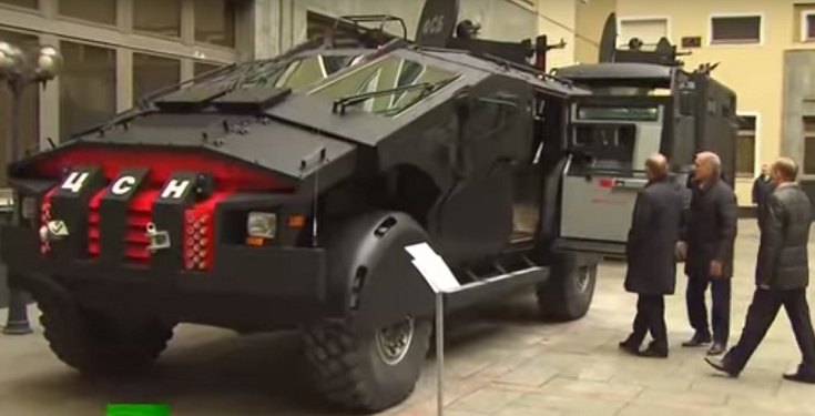«Каратель» ФСБ. Путину показали машину спецназа. Делайте выводы