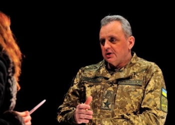 Муженко заявил, что у ВСУ есть право на ответный огонь