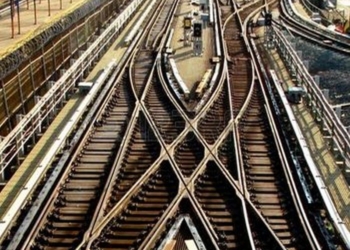 Депутат Николаевского облсовета просит власть повлиять на ОЖД – чтобы в поселок Горького был построен пешеходный мост