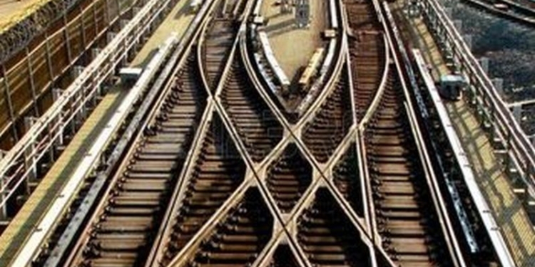 Депутат Николаевского облсовета просит власть повлиять на ОЖД – чтобы в поселок Горького был построен пешеходный мост