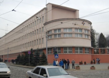 Возле управления СБУ во Львове найдено самодельное взрывное устройство