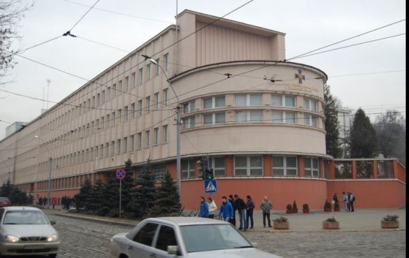 Возле управления СБУ во Львове найдено самодельное взрывное устройство 1