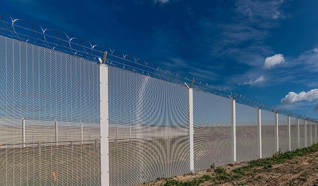 Тунис возвел 200-километровую стену на границе с Ливией на деньги Германии и США