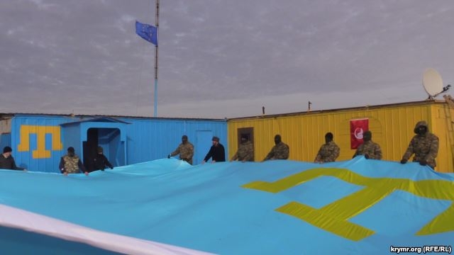 На границе с Крымом отметили День сопротивления российской оккупации