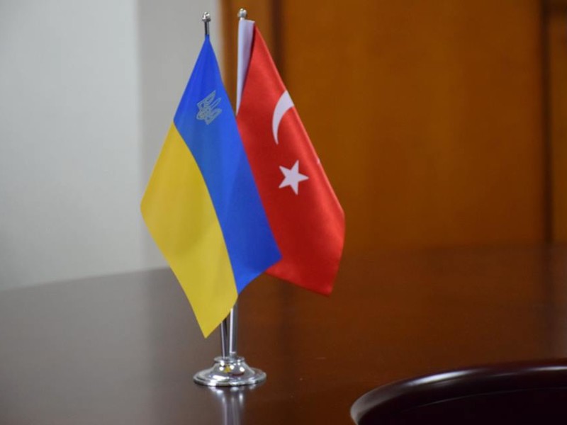 Украина планирует разрешить приезжать из Турции без обязательного ПЦР-теста на COVID-19
