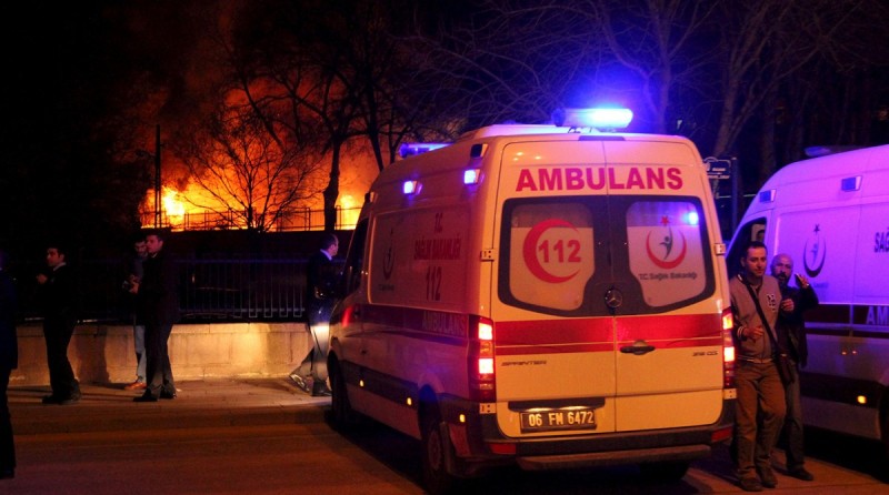 В Турции рядом с военным конвоем прогремел взрыв, есть погибшие 1