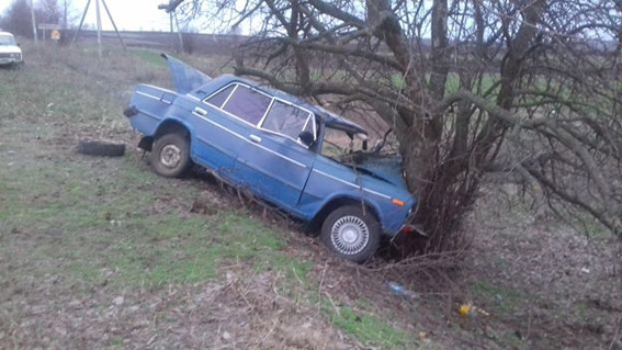 ДТП у села Кумары – «шестерка» слетела в кювет, водитель в больнице