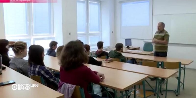 «Ложь №8»: как чешских студентов учат вычислять кремлевскую пропаганду