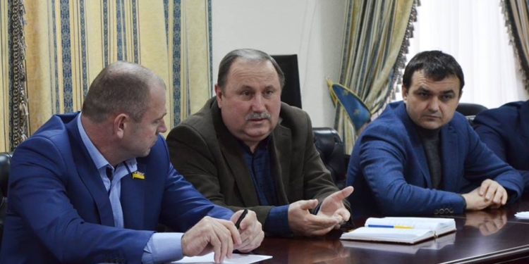 Николаевские нардепы, мэр и губернатор решали, где брать деньги на дороги