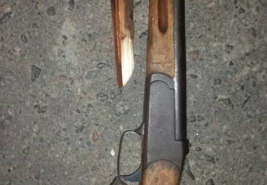 Застрелить не получилось – полез в драку. В Николаеве задержали мужчину с обрезом