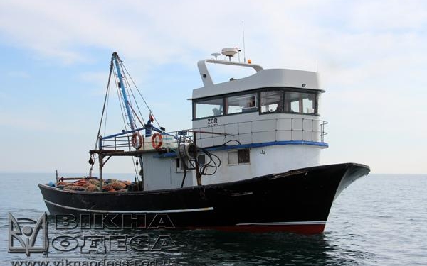 В Одессу отконвоирована турецкая шхуна-браконьер