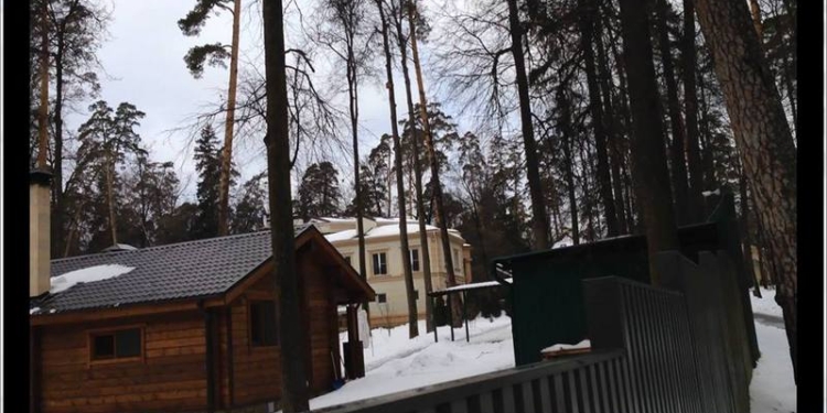 Где живет «московский сиделец» Николай Азаров: опубликованы фото дома экс-премьера Украины