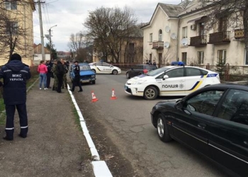 Возле школы в Мукачево произошла стрельба, есть раненые