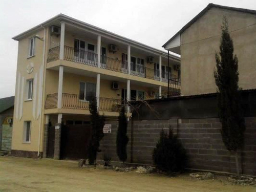 В Крыму оппозиционная власть намерена снести дома особо строптивых татар