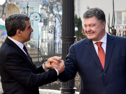 Президент Болгарии поддержал санкции против РФ, возврат Крыма и освобождение Савченко 1