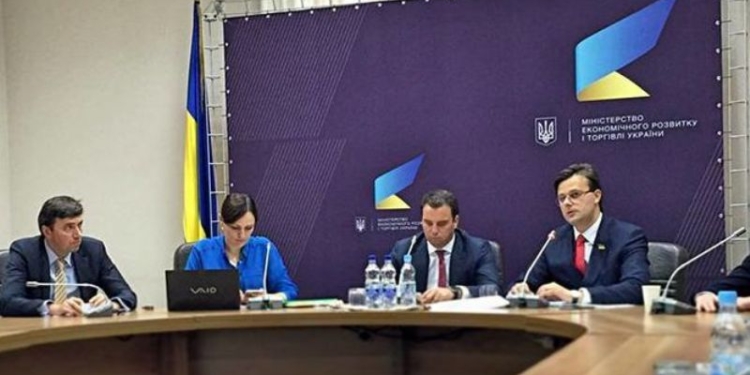 Украинское правительство усилит защиту мелких акционеров