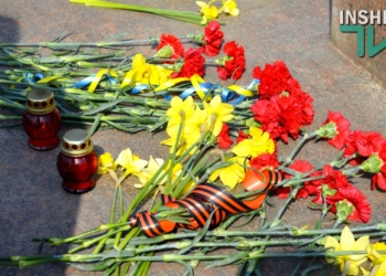 Слезы гордости, крики, потасовки и уроки истории – как горожане отметили 72-ю годовщину освобождения Николаева от фашистских захватчиков