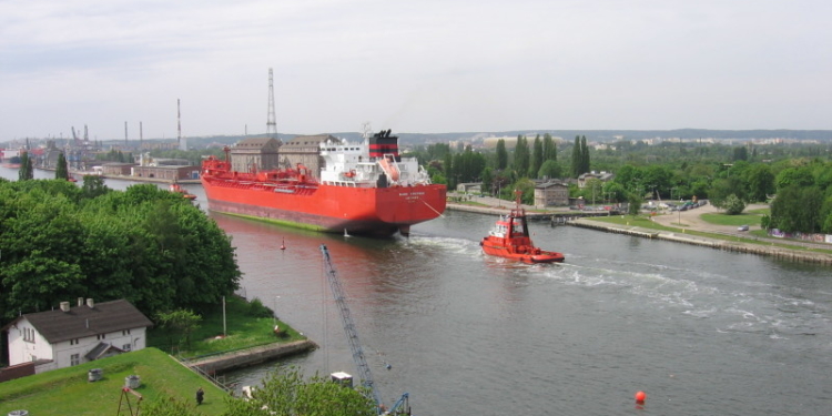 Река-море. Польша намерена восстановить транспортные речные пути. И в Одессу тоже