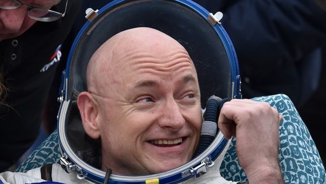 За год на орбите 52-летний астронавт вырос на 5 см и испытал очки дополнительной реальности