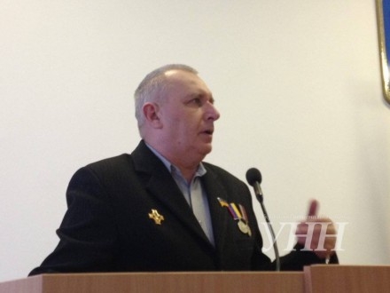 Депутат Ровенского облсовета сложил полномочия ради возвращения в АТО