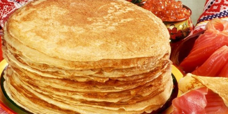 Ел блины на скорость – подавился и умер