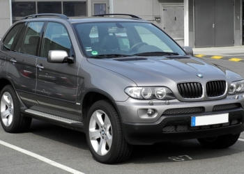 «Махнулись, не глядя»: николаевец хотел продать «BMW X5», но фактически обменял его на авто классом ниже