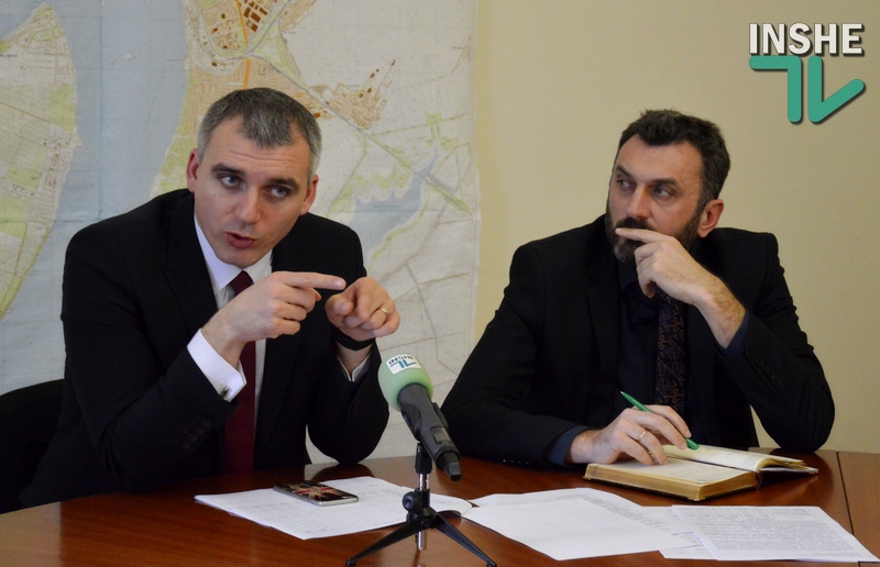 Мэр Николаева Сенкевич пригрозил убыточным коммунальным предприятиям города пользоваться услугами их конкурентов 9