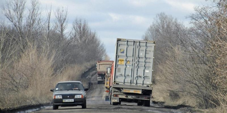 Проверено яйцами: наша Н-11 на участке «Кривой Рог-Николаев» – самая плохая дорога Украины