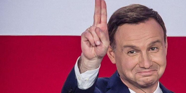 Президент Польши попал в ДТП