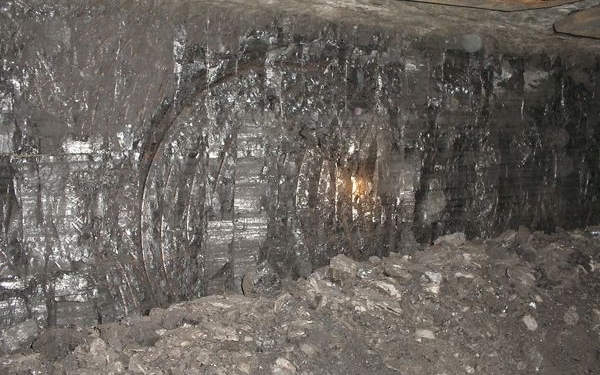 Авария на шахте в Днепропетровской области. Трое пострадавших