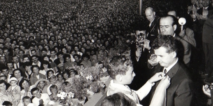 В Румынии открыли для посещения резиденцию Чаушеску