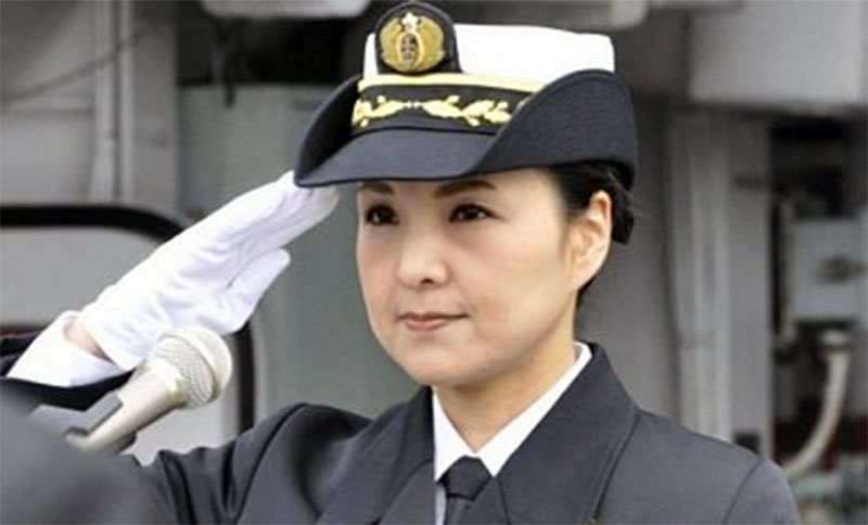 В Японии женщина впервые стала капитаном эсминца 1