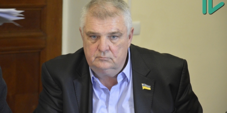 «Это – второй «Экотранс»» – жители Терновки пожаловались николаевским депутатам на предприятие, засыпающее их пеплом